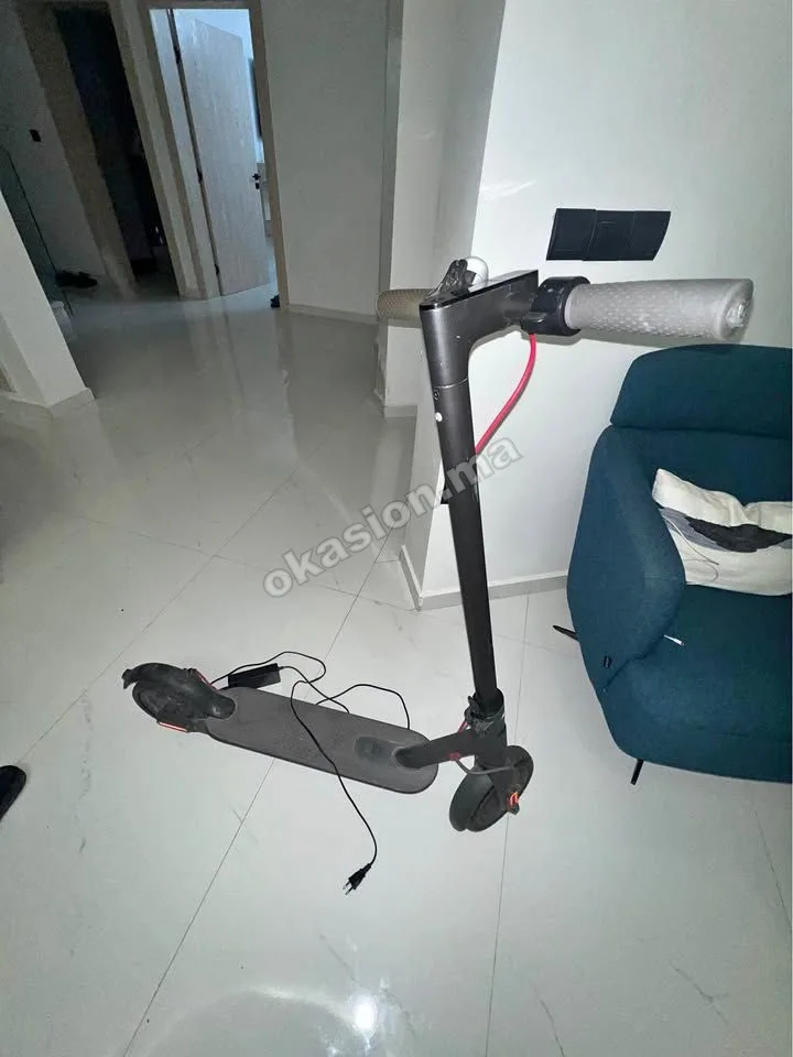 Acheter Xiaomi 2022 2022 occasion à Rabat, Maroc - Trottinette électrique xiaomi+ chargeur